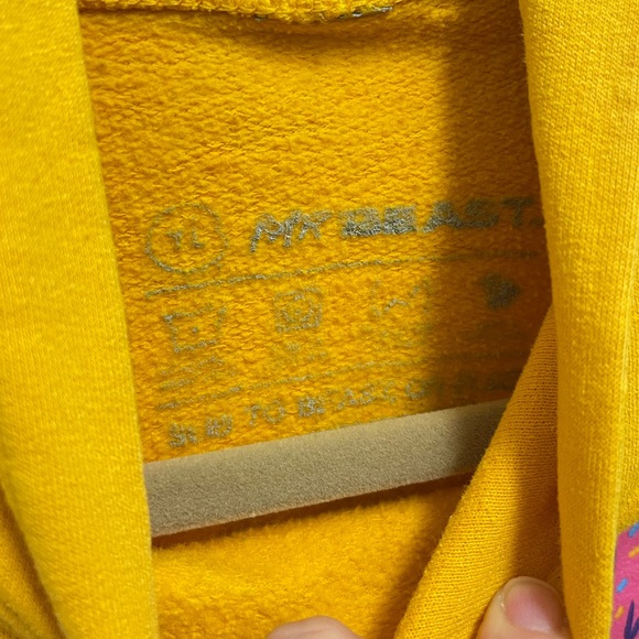 Mr. Beast Yellow Hoodie - Picture 4 of 10